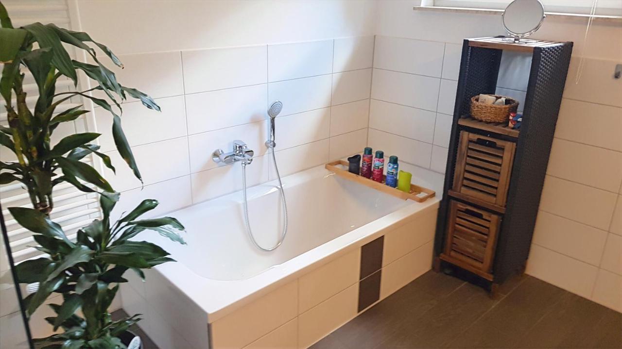 Andrés Ferienwohnung Cottbus Esterno foto